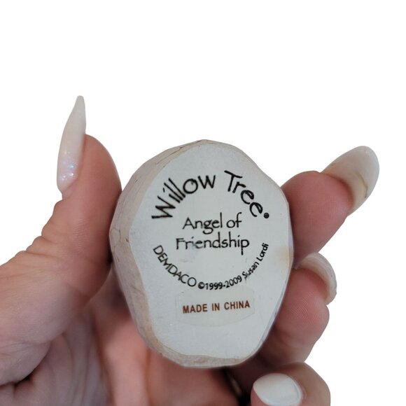 Willow Tree Angel of friendship angel with puppy dog wooden with metal wings - Picture 3 of 6